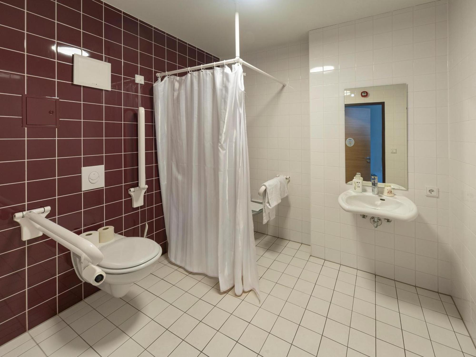 B&B Hotel Weimar ภายนอก รูปภาพ